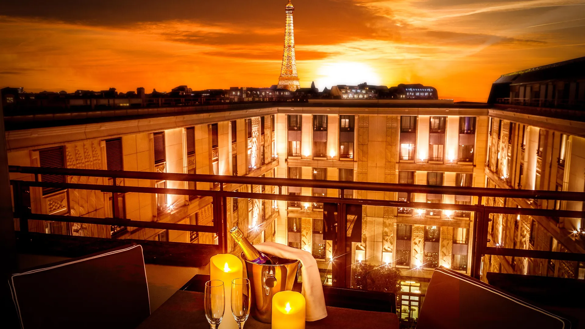 מלון L'hotel Du Collectionneur 5*