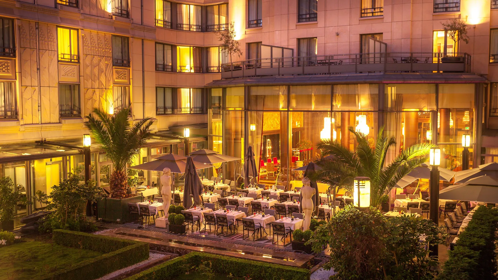 L'hotel Du Collectionneur מלון 5*