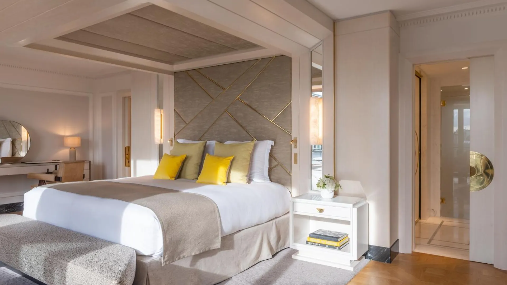 L'hotel Du Collectionneur מלון 5*