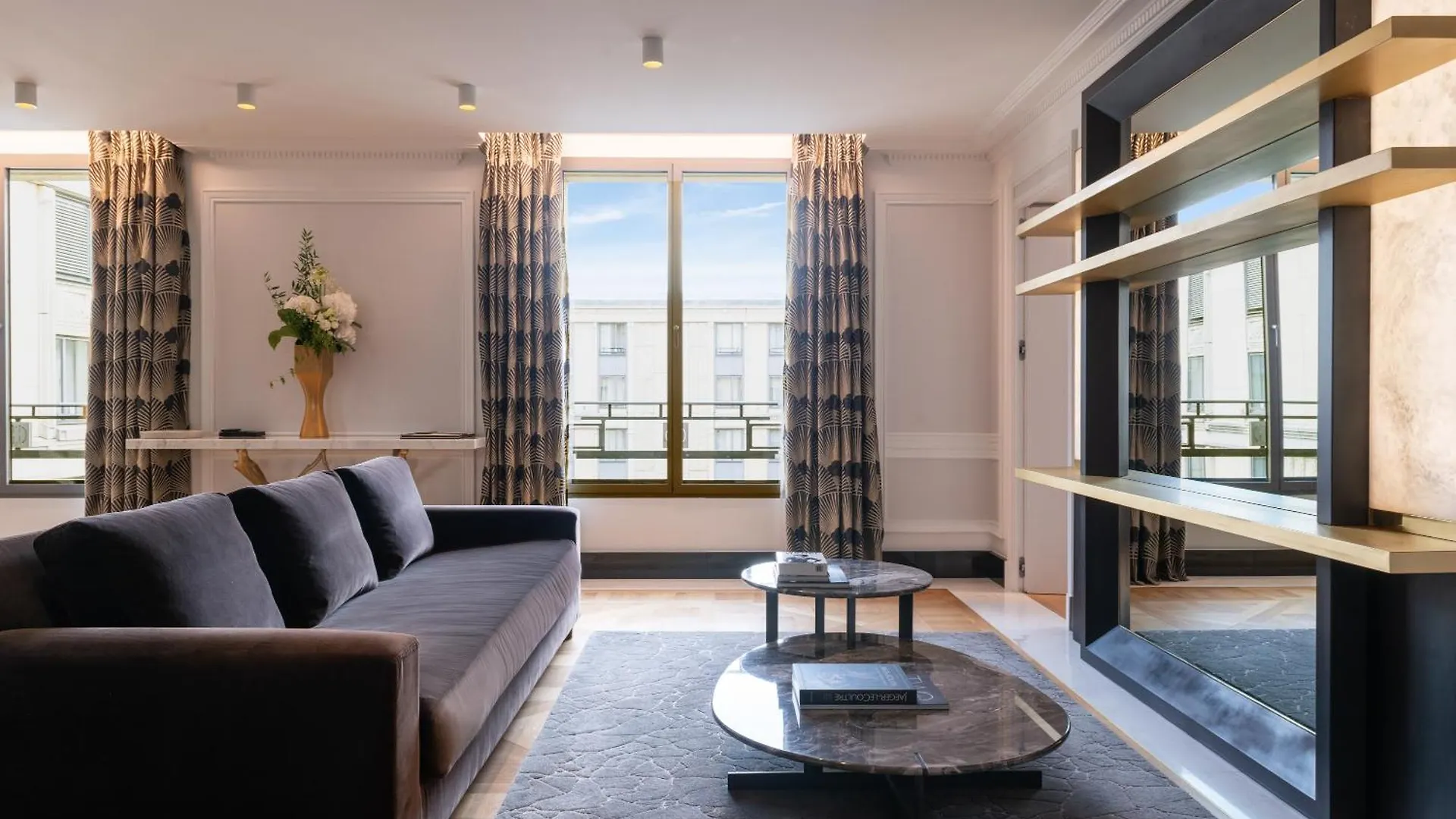 L'hotel Du Collectionneur מלון 5*