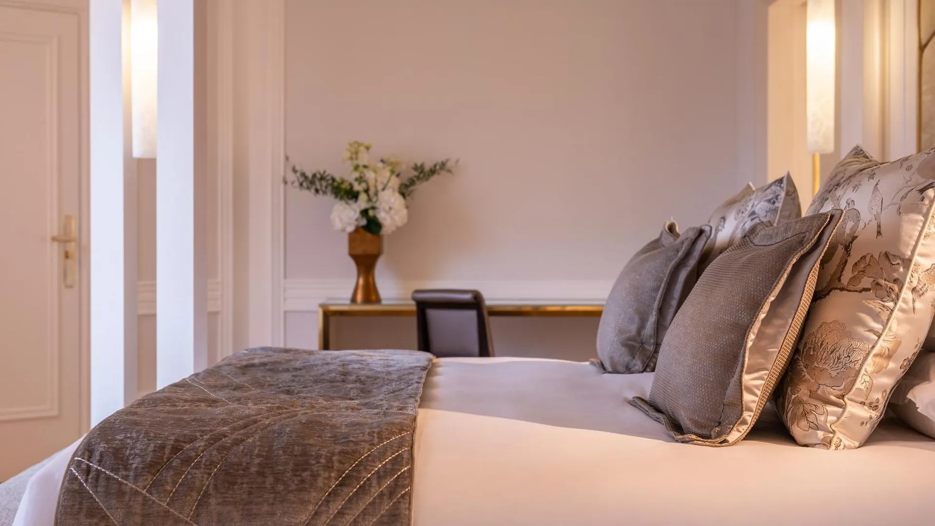 L'hotel Du Collectionneur 5* פריז
