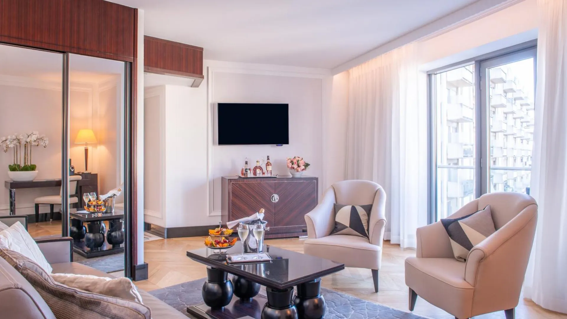 L'hotel Du Collectionneur 5*