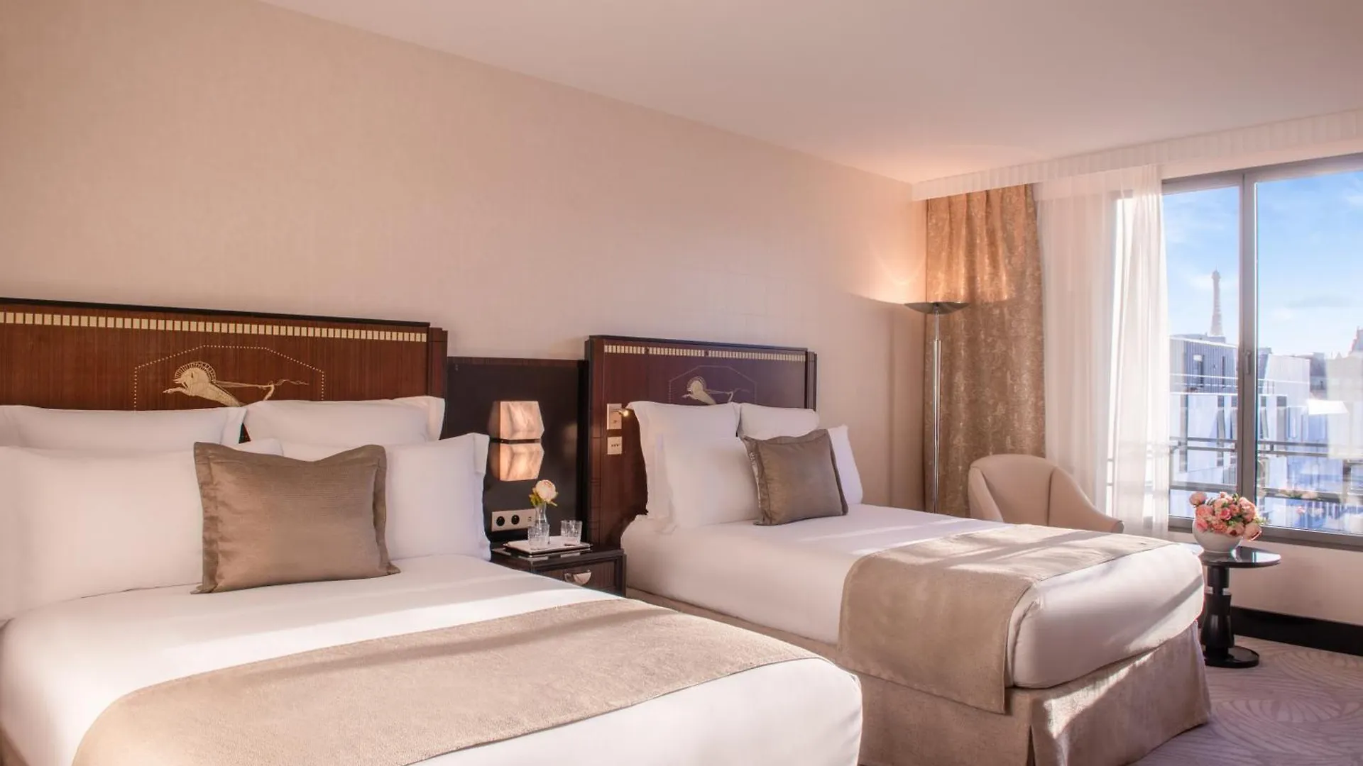 מלון L'hotel Du Collectionneur פריז